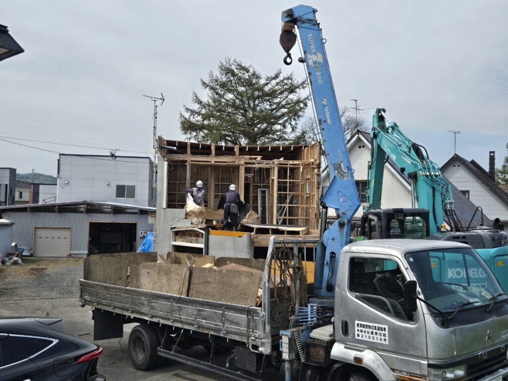 事務所解体撤去工事